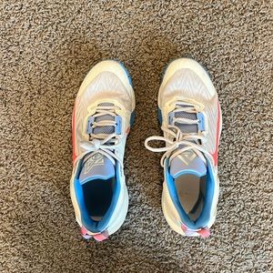 Nike Giannis size 11.5